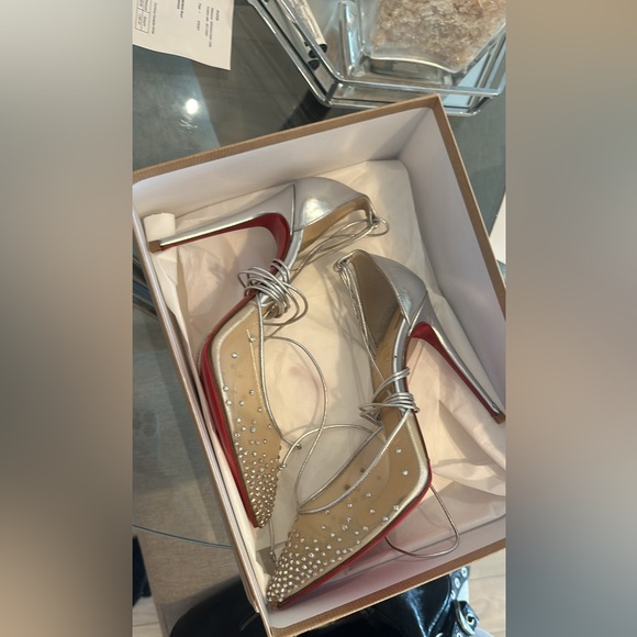 Christian loubutin shoes - Picture 3 of 4